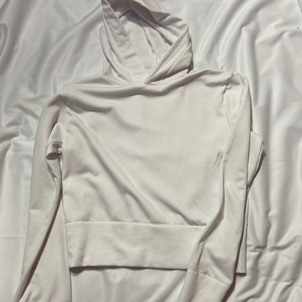 Cropped Light Hoodie